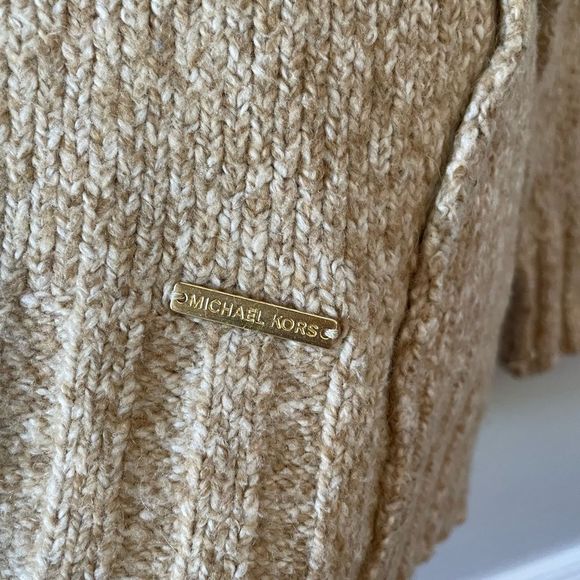 Michael Kors sweater - Picture 4 of 7